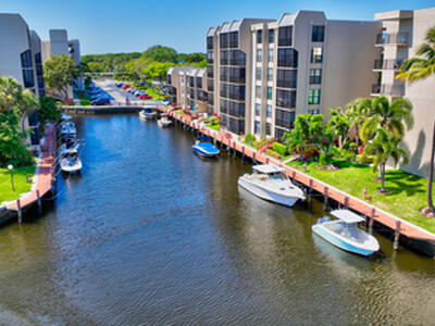 16 Royal Palm Way, Boca Raton, FL 33432