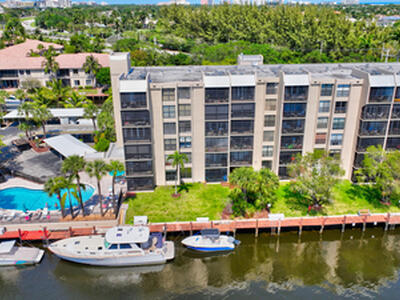 16 Royal Palm Way, Boca Raton, FL 33432