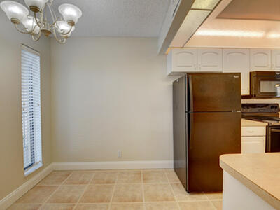 16 Royal Palm Way, Boca Raton, FL 33432