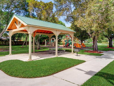 7598 Fairway Trail, Boca Raton, FL 33487