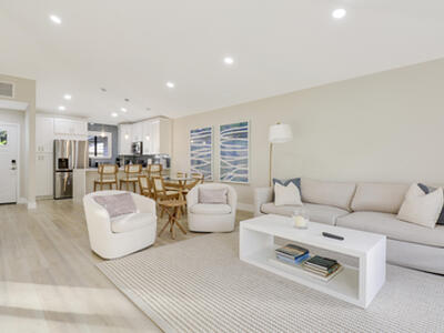 523 Club Drive, Palm Beach Gardens, FL 33418