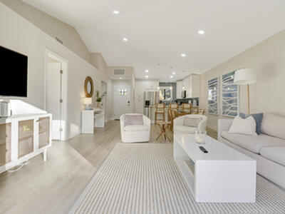 523 Club Drive, Palm Beach Gardens, FL 33418