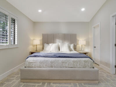 523 Club Drive, Palm Beach Gardens, FL 33418