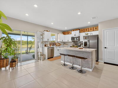 3518 Carriage Pointe Circle, Fort Pierce, FL 34981