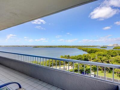 5550 N Ocean Drive, Singer Island, FL 33404