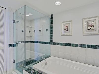 5550 N Ocean Drive, Singer Island, FL 33404