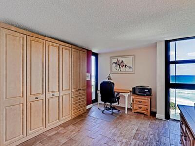 5550 N Ocean Drive, Singer Island, FL 33404