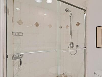 5550 N Ocean Drive, Singer Island, FL 33404