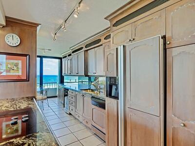 5550 N Ocean Drive, Singer Island, FL 33404