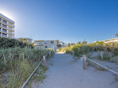 2565 S Ocean Boulevard, Palm Beach, FL 33480