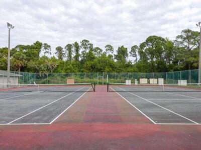 19 Lake Vista Trail, Port Saint Lucie, FL 34952