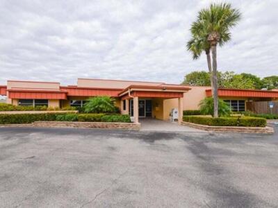 19 Lake Vista Trail, Port Saint Lucie, FL 34952