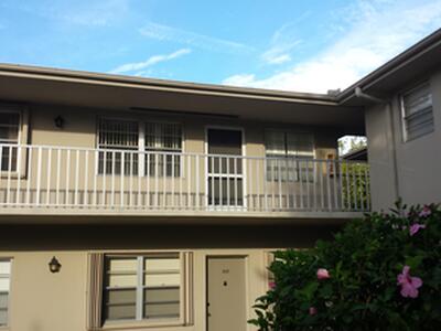 19 Lake Vista Trail, Port Saint Lucie, FL 34952