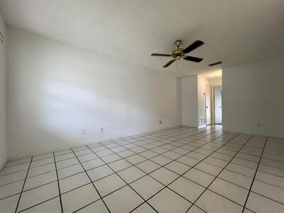 19 Lake Vista Trail, Port Saint Lucie, FL 34952