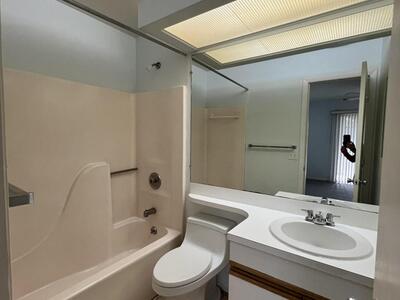 19 Lake Vista Trail, Port Saint Lucie, FL 34952