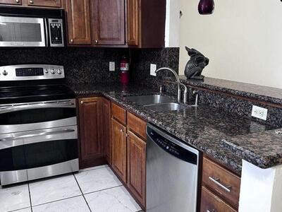 6200 S Falls Cir Drive, Lauderhill, FL 33319