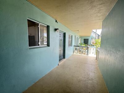 306 E Ocean Avenue, Boynton Beach, FL 33435