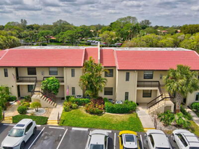 21214 Lago Circle, Boca Raton, FL 33433