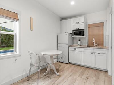 414 NE 7th Avenue, Delray Beach, FL 33483