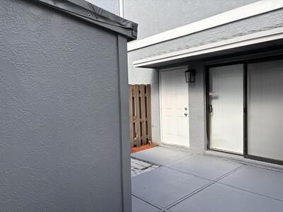 9 Crossings Circle, Boynton Beach, FL 33435