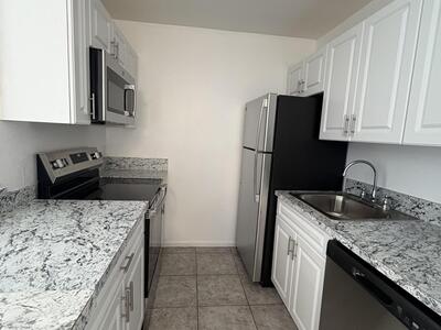 9 Crossings Circle, Boynton Beach, FL 33435