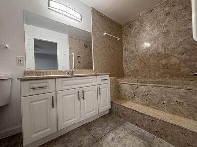 9 Crossings Circle, Boynton Beach, FL 33435