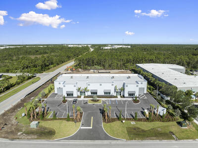 14701 Walgreens Drive, Jupiter, FL 33478