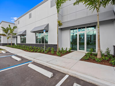 14701 Walgreens Drive, Jupiter, FL 33478