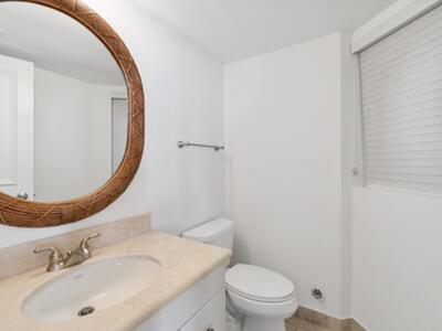 2565 S Ocean Boulevard, Highland Beach, FL 33487