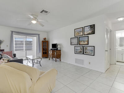 2132 NE 1st Way, Boynton Beach, FL 33435