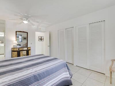 2132 NE 1st Way, Boynton Beach, FL 33435