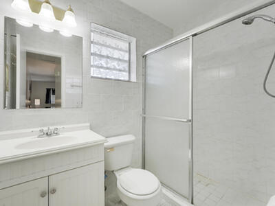 2132 NE 1st Way, Boynton Beach, FL 33435