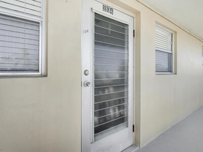 2132 NE 1st Way, Boynton Beach, FL 33435