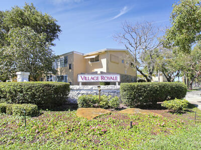 2132 NE 1st Way, Boynton Beach, FL 33435