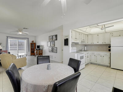 2132 NE 1st Way, Boynton Beach, FL 33435