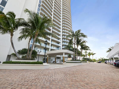 2700 N Ocean Drive, Singer Island, FL 33404
