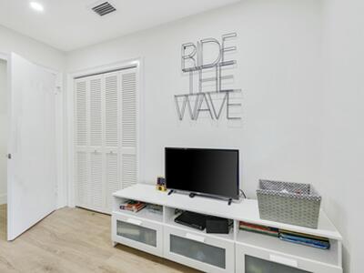 486 NW 1st Street, Boca Raton, FL 33432