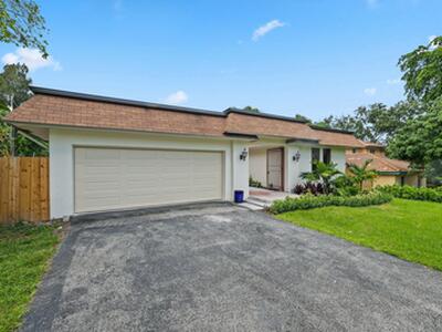 486 NW 1st Street, Boca Raton, FL 33432