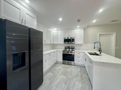 4160 NW 7th Court, Delray Beach, FL 33445