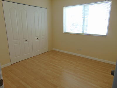 3186 Via Poinciana, Lake Worth, FL 33467