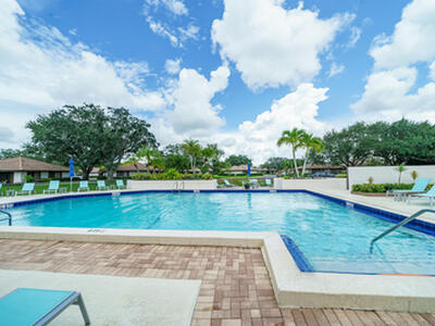 101 Club Drive, Palm Beach Gardens, FL 33418