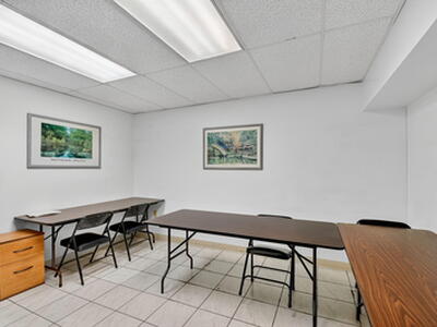 3865 10th Avenue N, Palm Springs, FL 33461