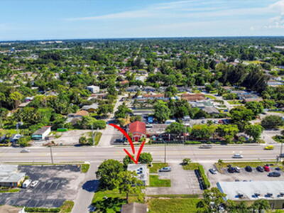 3865 10th Avenue N, Palm Springs, FL 33461