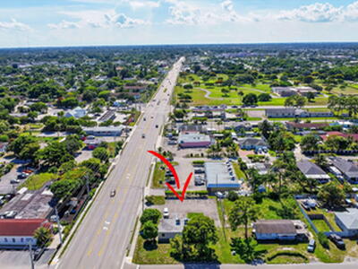 3865 10th Avenue N, Palm Springs, FL 33461