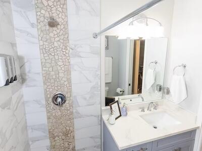 710 Dobbins Street, West Palm Beach, FL 33405