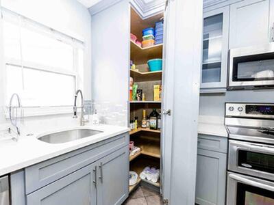 710 Dobbins Street, West Palm Beach, FL 33405