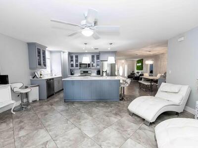 710 Dobbins Street, West Palm Beach, FL 33405