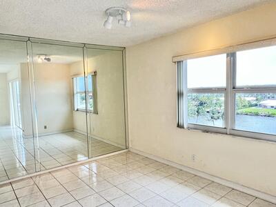 1069 Hillsboro Mile, Hillsboro Beach, FL 33062