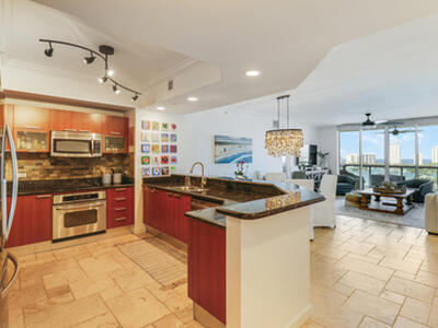 2640 Lake Shore Drive, Riviera Beach, FL 33404