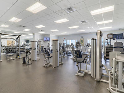 2640 Lake Shore Drive, Riviera Beach, FL 33404